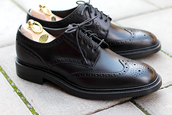 Loake 1880 Chester Black Calf Dainite